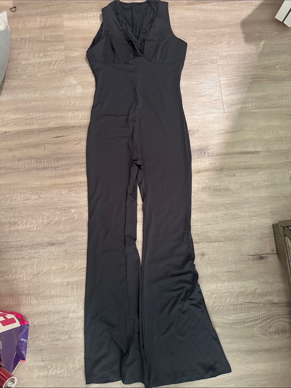 SHEIN Black Sleeveless V-Neck Lace Jumpsuit